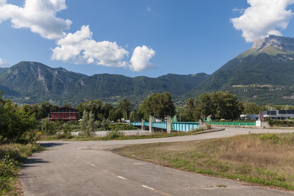 Maison De Savoie Saint-Pierre-d'Albigny Phòng bức ảnh